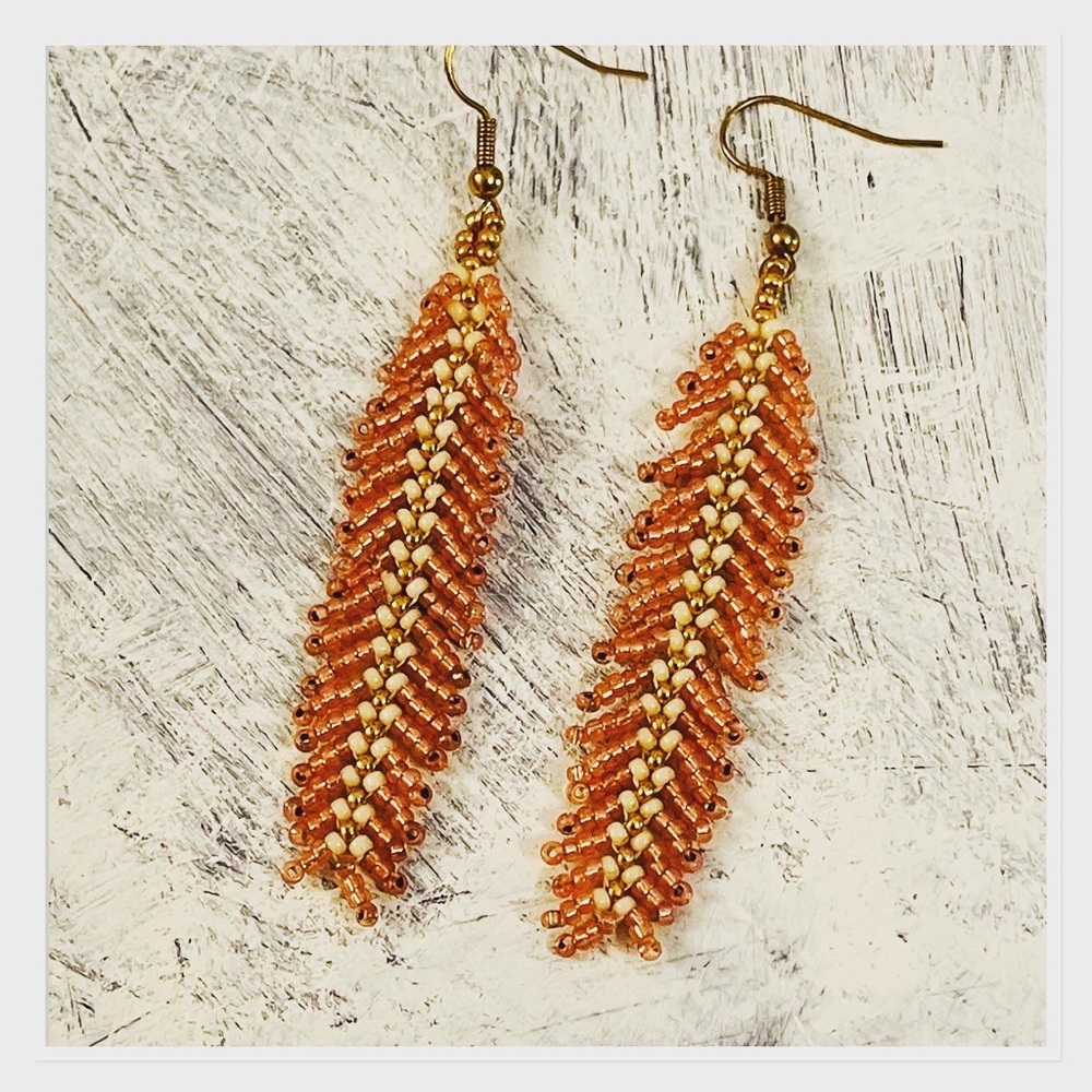 Beaded feather earrings - Picture 1 of 1